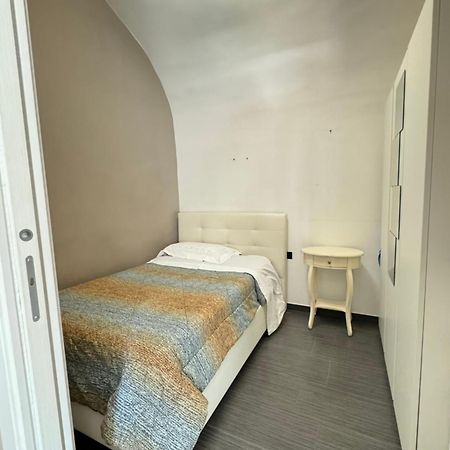 Plebiscito Home Napoli Esterno foto