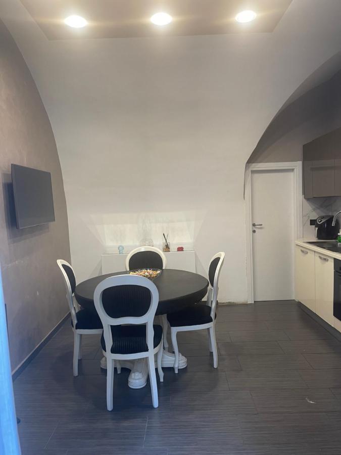 Plebiscito Home Napoli Esterno foto
