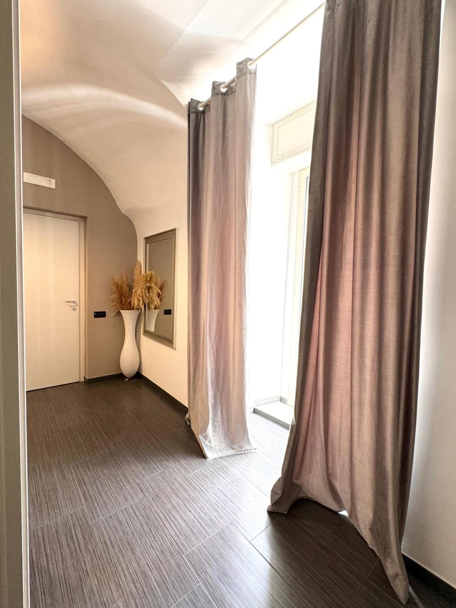Plebiscito Home Napoli Esterno foto
